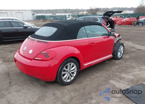 2014 Volkswagen Beetle 2.0L Tdi z USA, uszkodzony, nr VIN 3VW5L7AT0EM808168